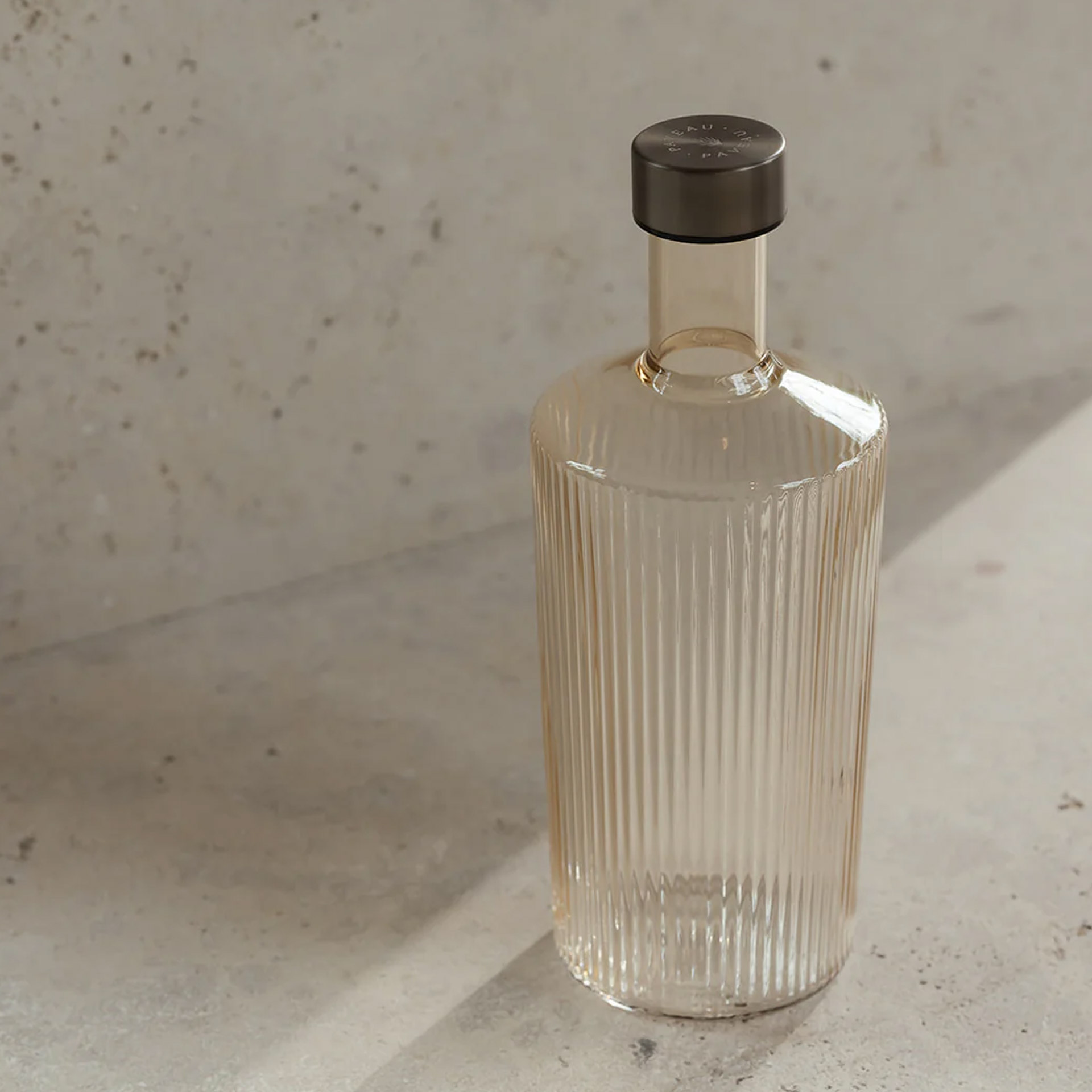 Glass bottle Bells 1.25 l, Flasche, Glasflasche, Ribbenstruktur, Kork-Deckel, Transparent