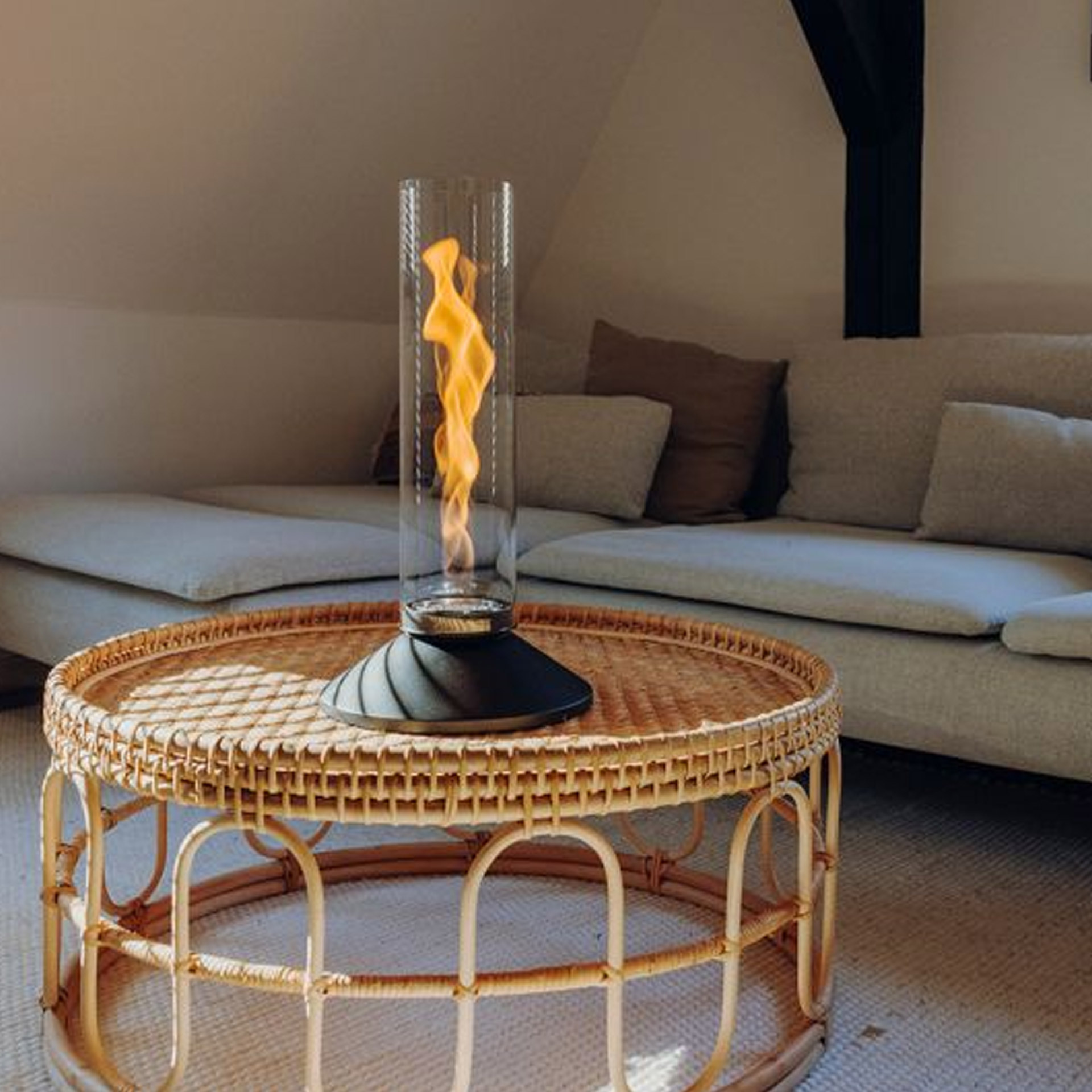 Tabletop Fireplace 1200 Black, Gasfeuerstelle, Tischgeflächt, Rattan, Möbelfeuer, Wohnzimmer