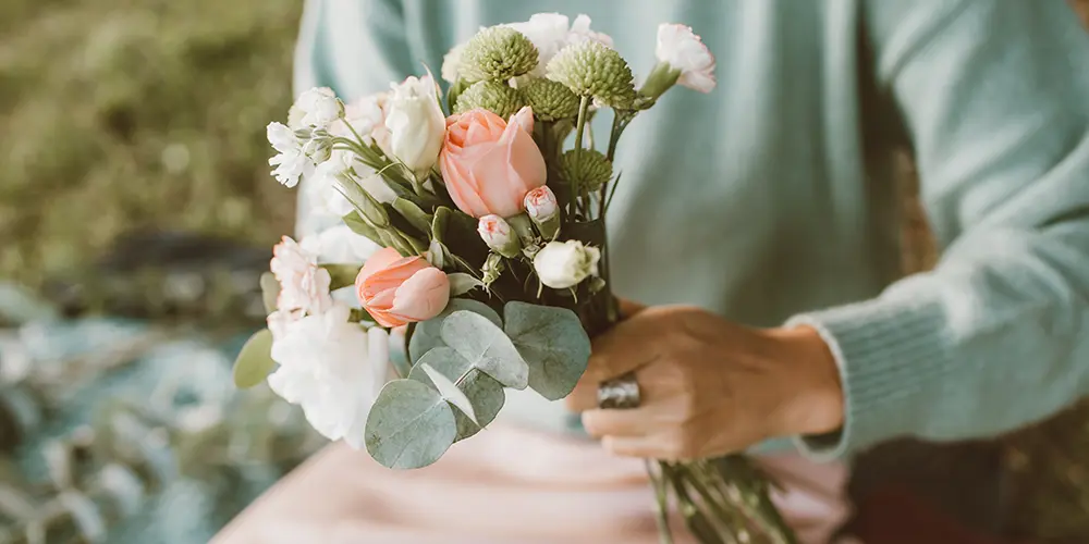 Welche Vase für große Rosen?