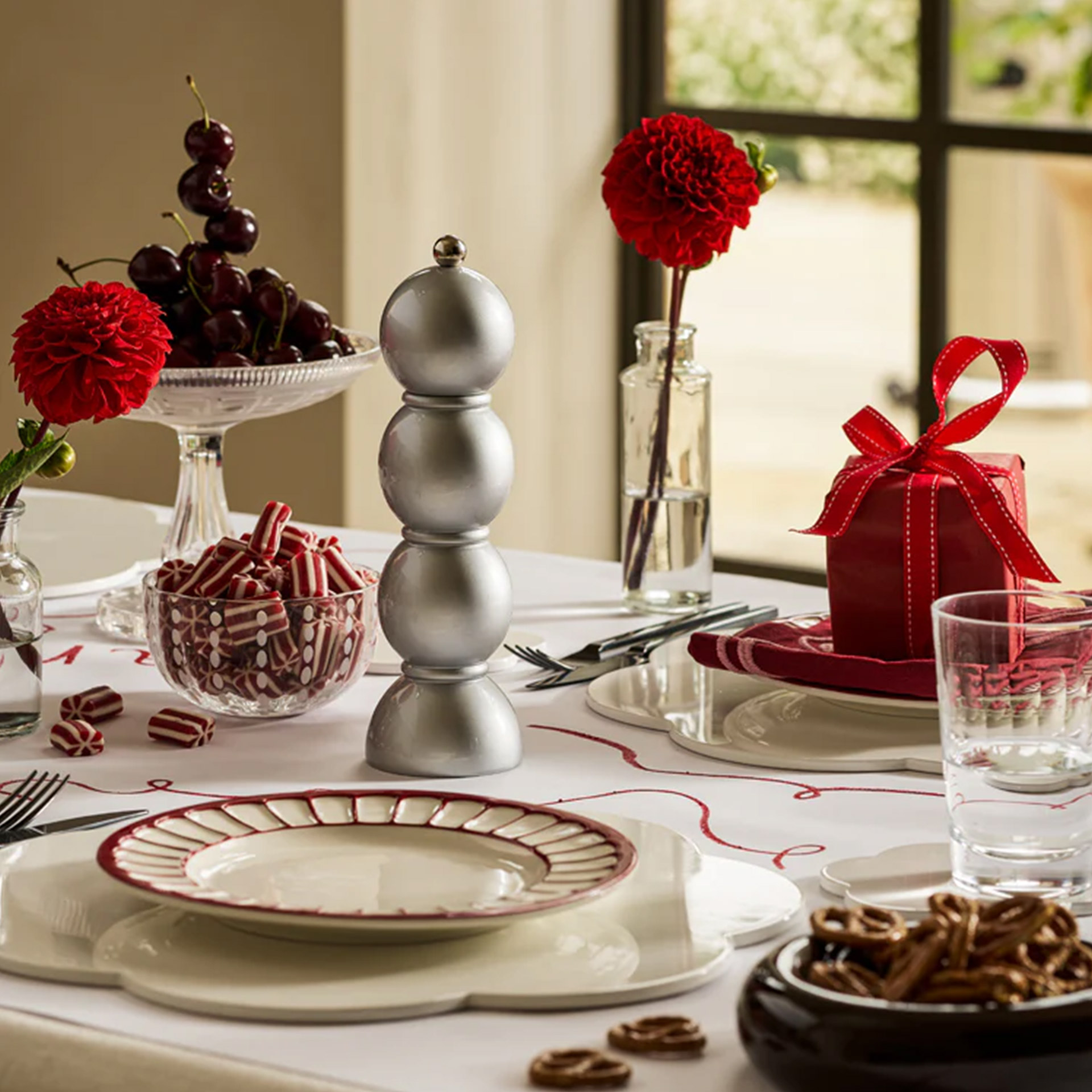 Salt- Pepper Mill silver 24 cm, Tischdeko, Weihnachtsdeko, Geschirr, Shaker, Geschenkpaket