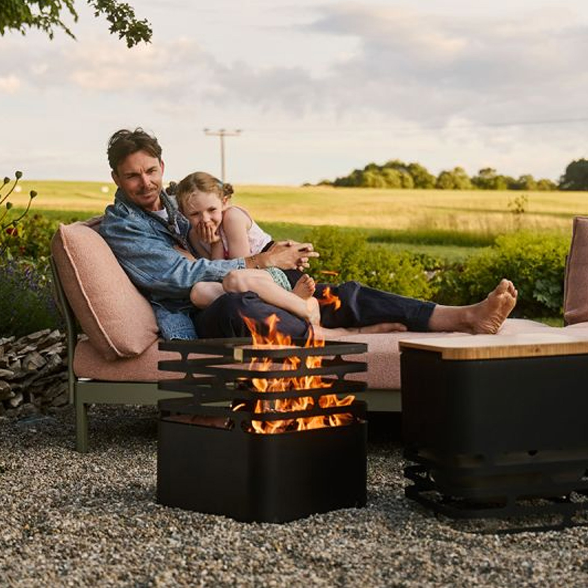 Fire basket black, Feuerstelle, Gartenfeuer, Sitzgruppe, Outdoor-Lounge, Lagerfeuer