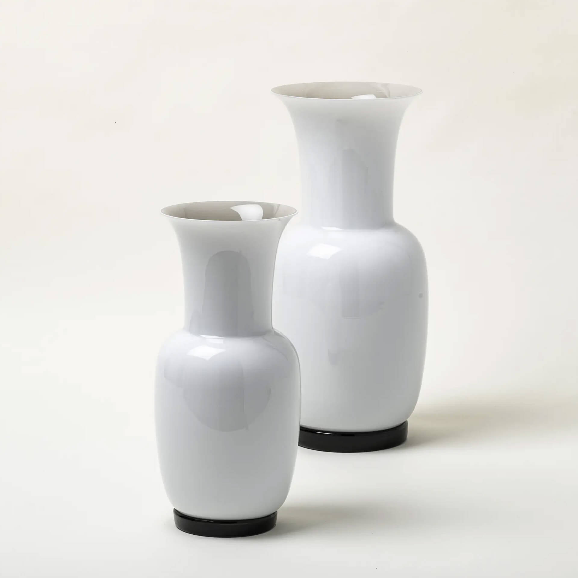 Venini Opalino Vase Snow