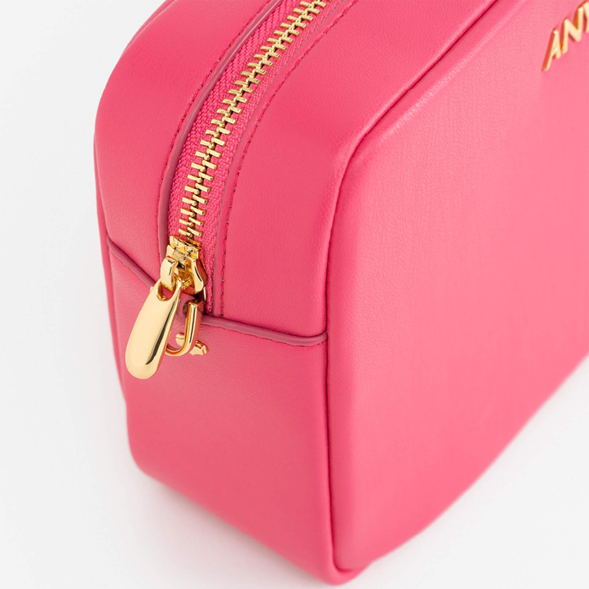 Any Di Box Bag fuchsia