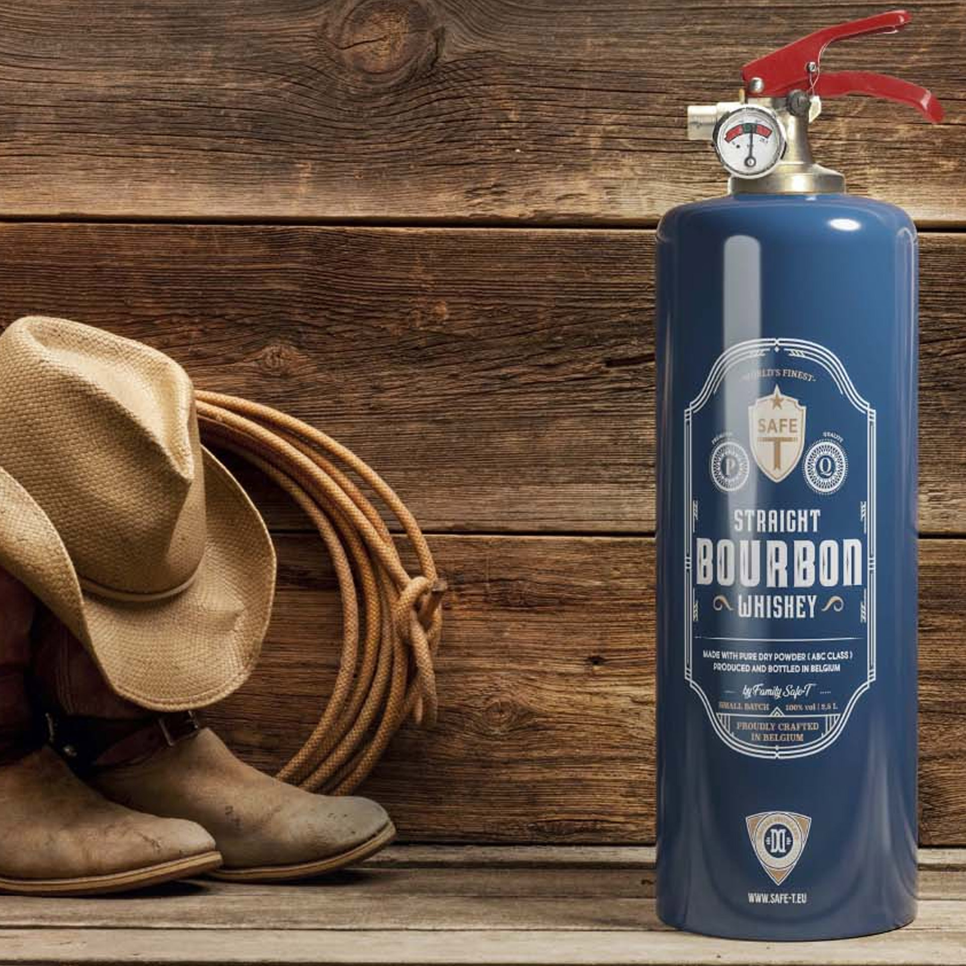Safe-T, Wine & spirits, Design-Fire Extinguisher Bourbon, Feuerlöscher, Bourbon, Flasche, Lederhut, Seil