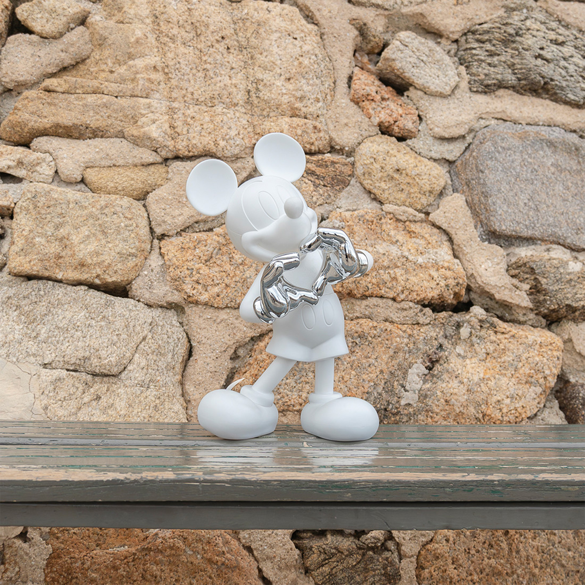 Mickey with Love by Kelly Hoppen white & silver 30 cm, Mickey Mouse, Figur, Silber, Dekoration, Stofffigur