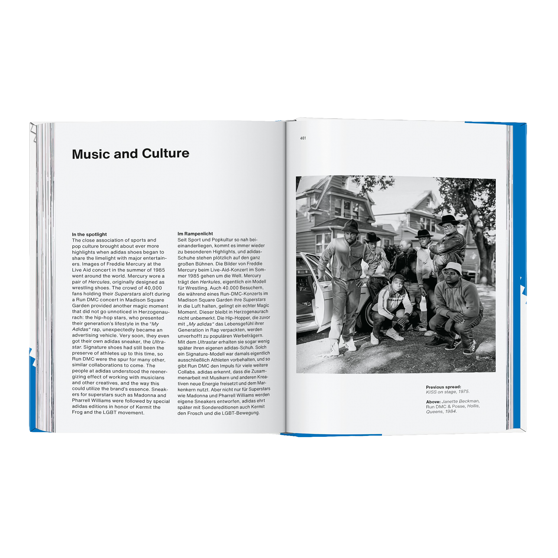 Coffee Table Book The Adidas Archive. The Footware Collection, Buch, Doppelseite, Musik und Kultur, Schwarz-Weiß-Foto, Gruppenszene