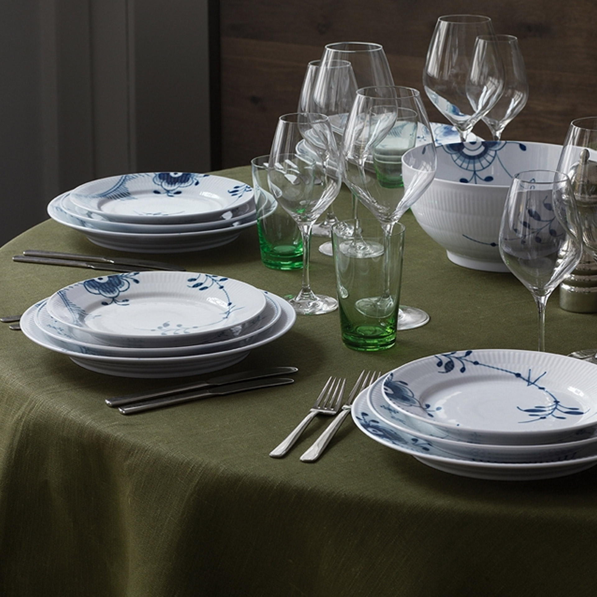 Royal Copenhagen Frühstücksteller Mega Gerippt Blau 22 cm Dekor 2