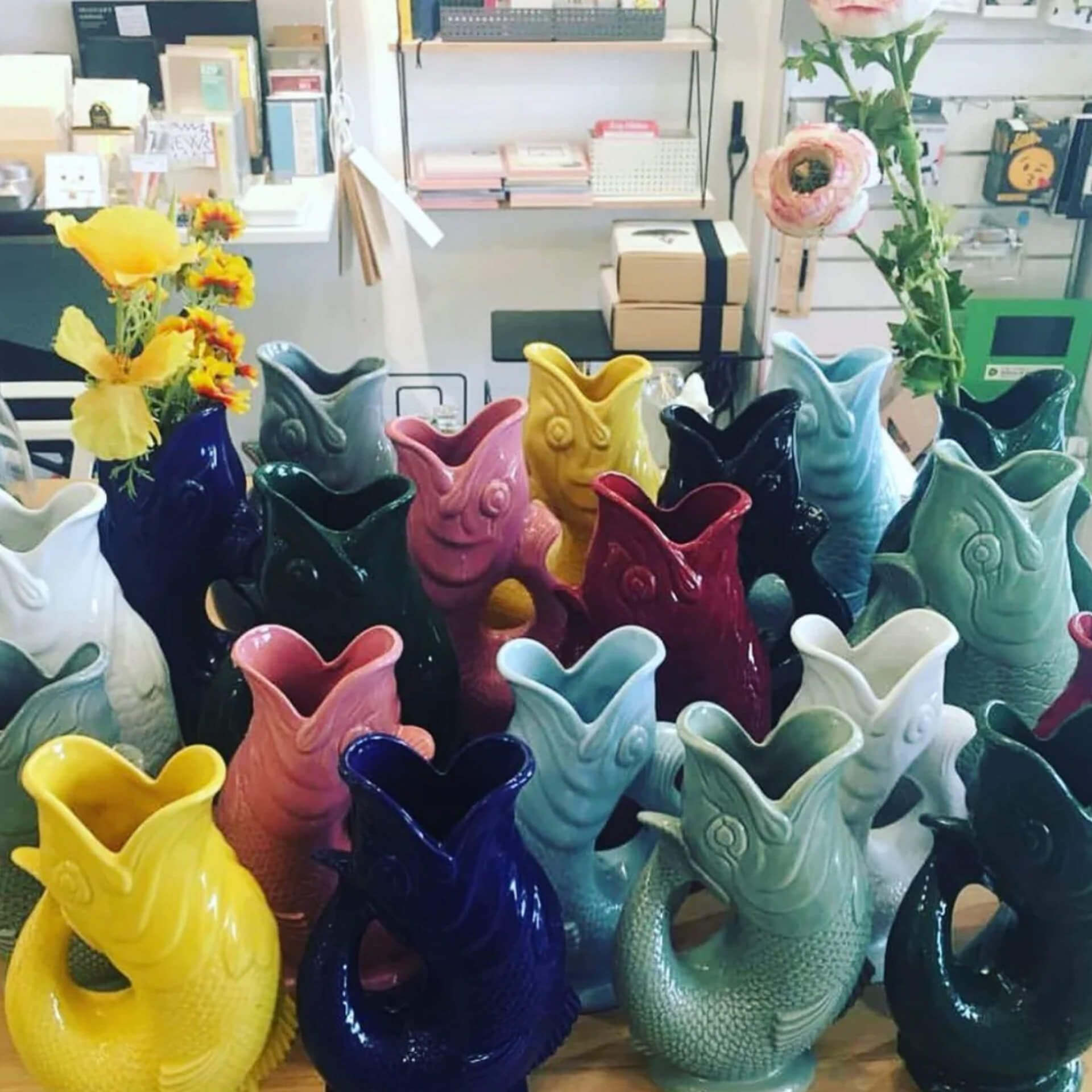 Jug eau de nil XL 1.20 l, vase, keramik, bunt, drache-figur, fischschwänze