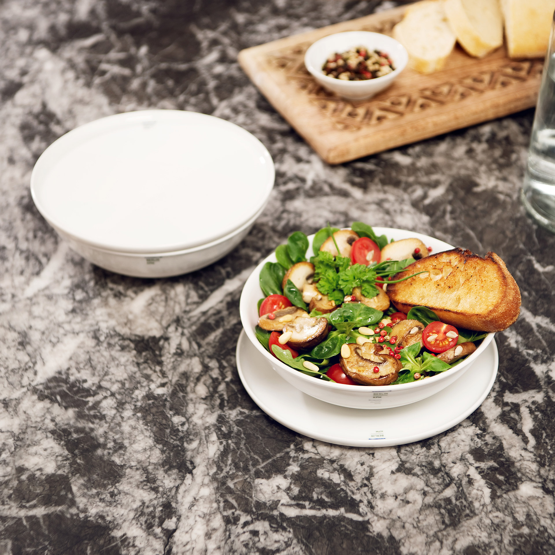Bowl 19 cm White, Salat, Gemüse, Toast, Blattsalat, Champignon