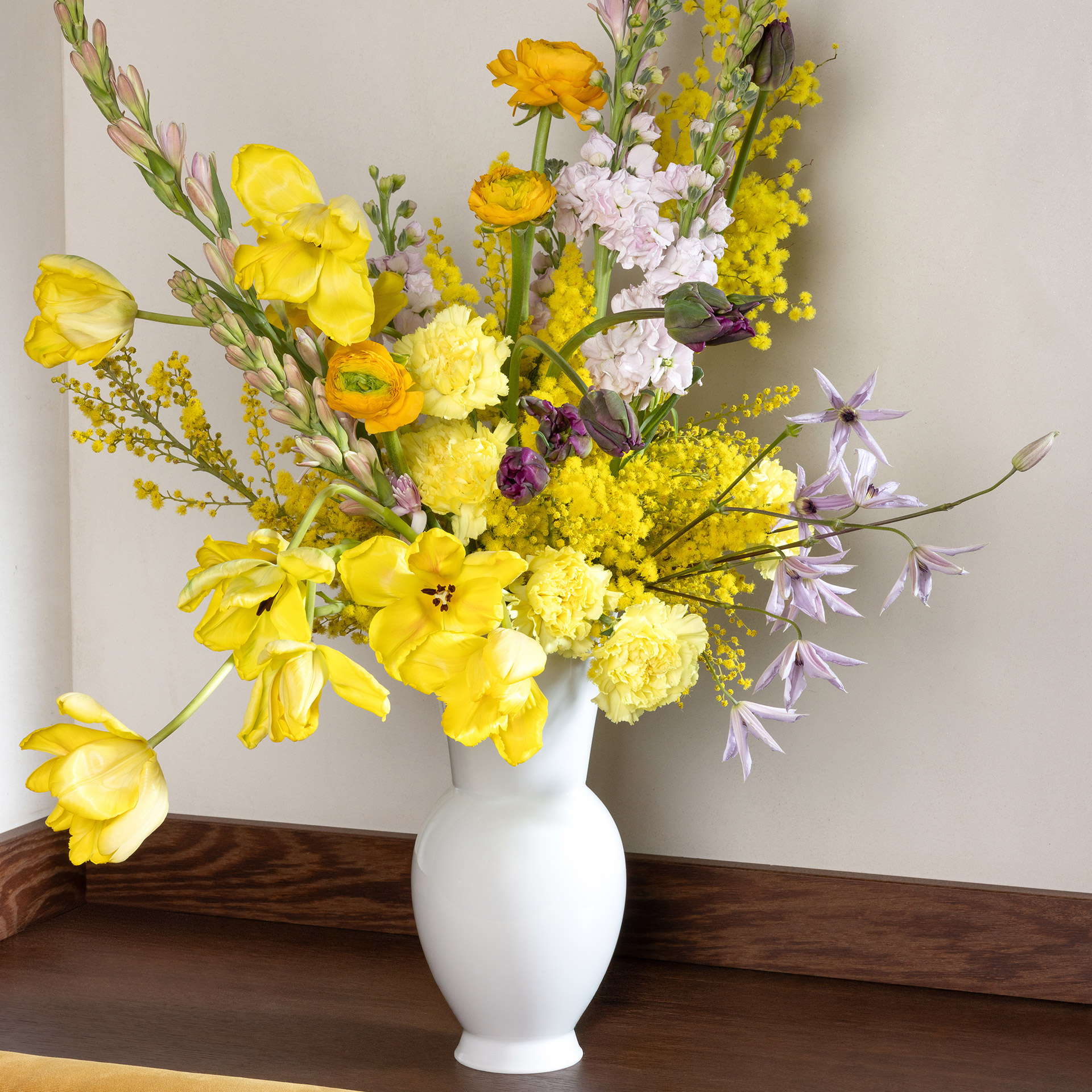 Vase 0, Blumenstrauß, Tulpen, Primeln, Vase, Gelb