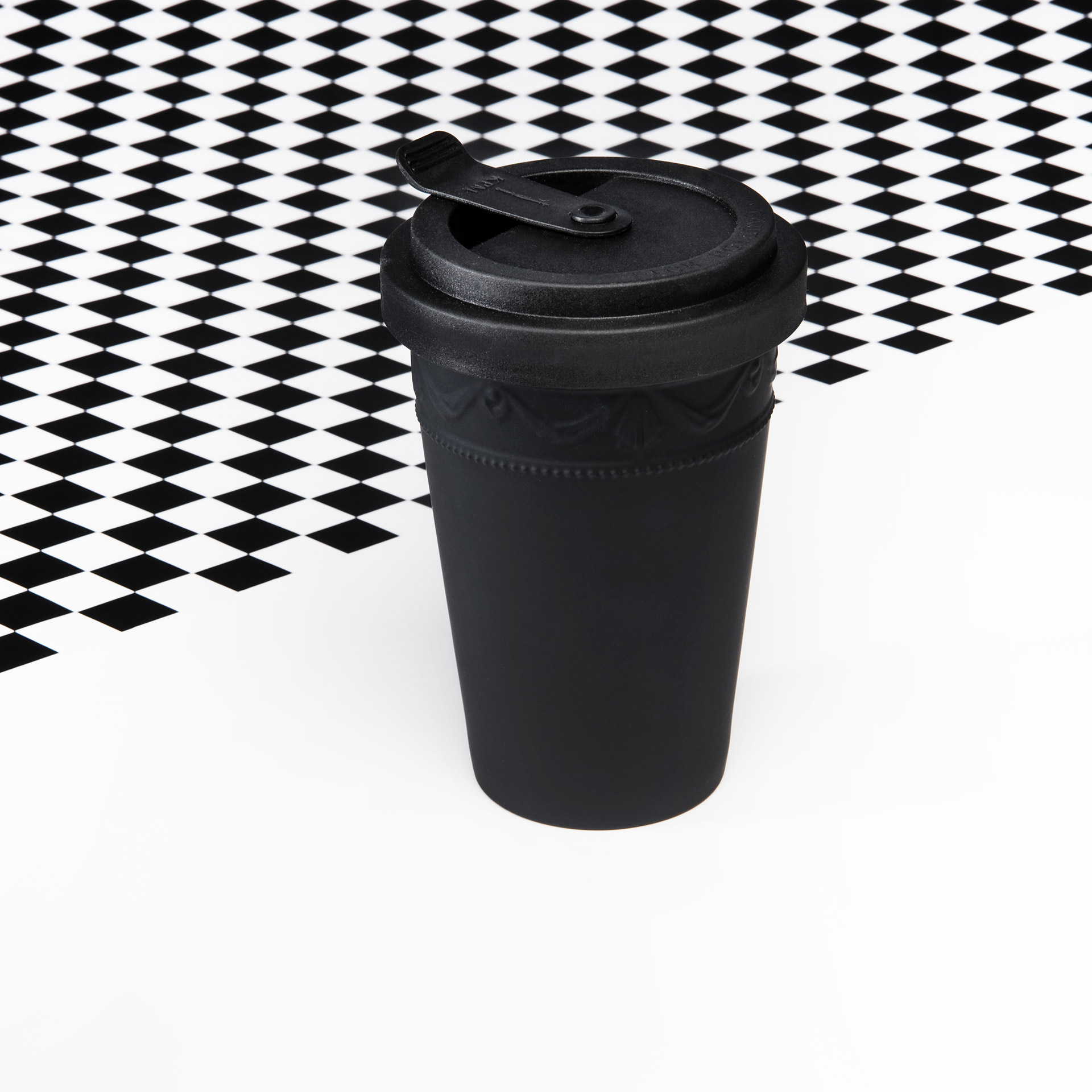 Coffee To-Go Mug 0,35 l Black, Reisebecher, To-Go-Becher, Kaffee-Becher, schwarz, Trageverschluss