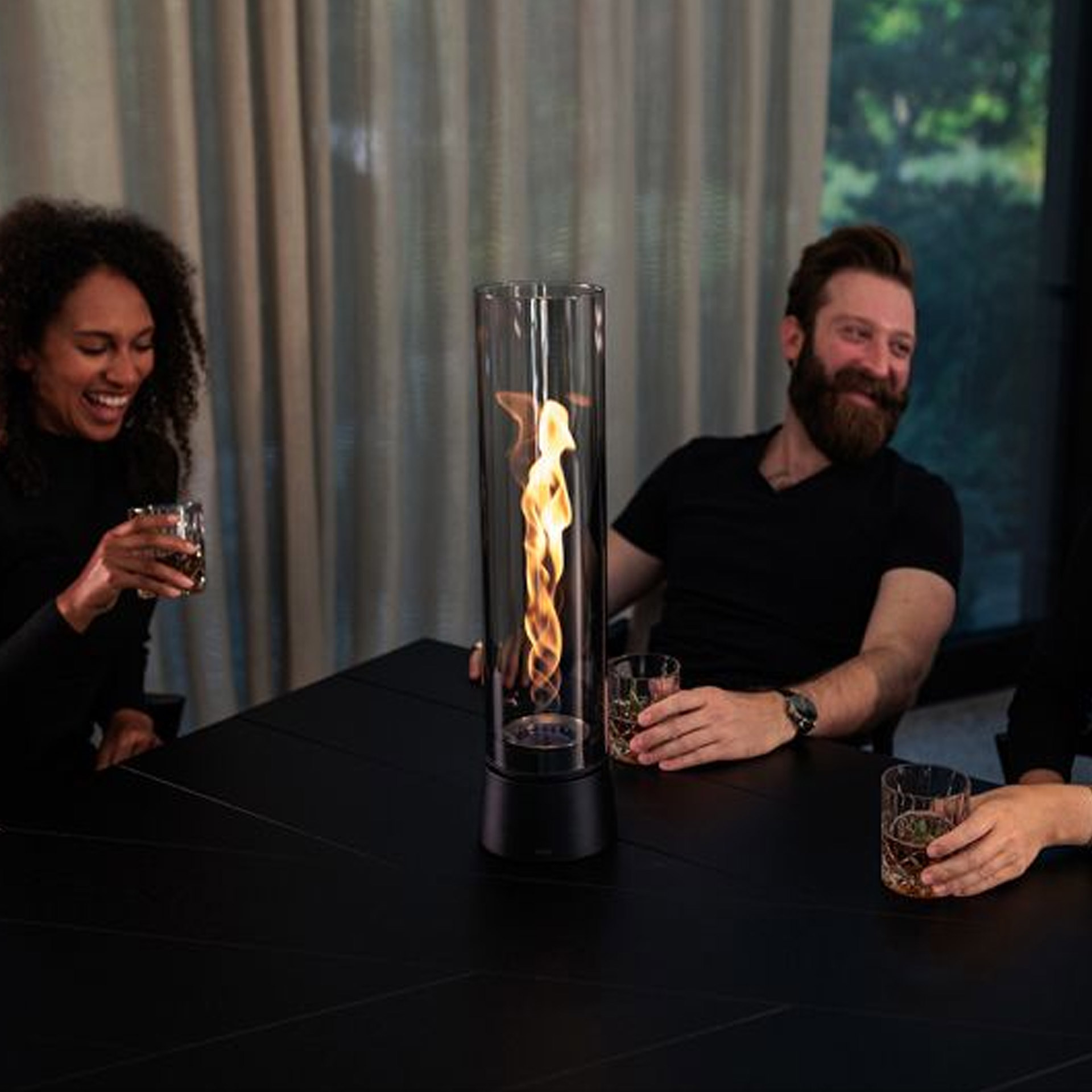 Tabletop Fireplace 1200 All Black, Tischlampe, Vase-Licht, Flammen-Element, Gehäuse Glas, Bar-Tischdekoration