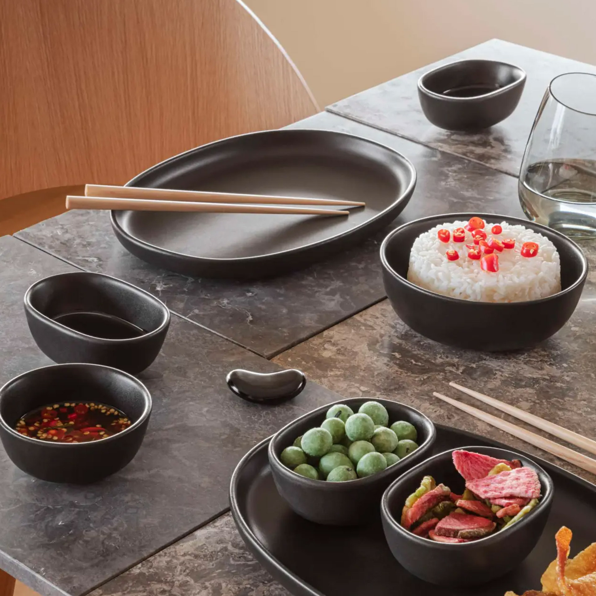 Eva Trio, Nordic Kitchen, Bowl black 0.40 l Set of 4, Schüsselset, Reisschale, Chopsticks, Teller, Speiseteller
