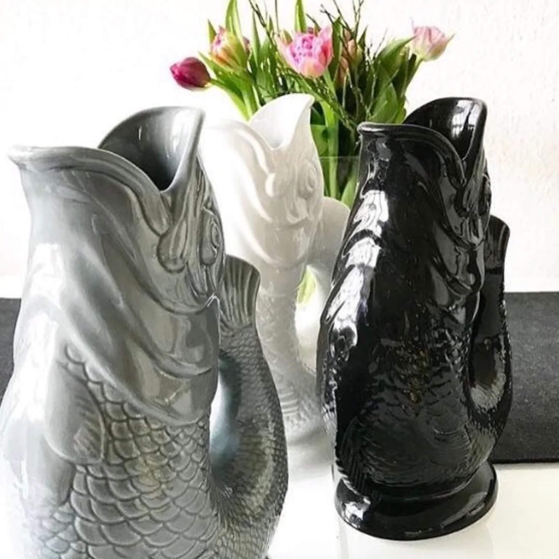 Gluckigluck, Glossy Collection, Jug black XL 1.20 l, vase, fisch, keramik, glasur, statue