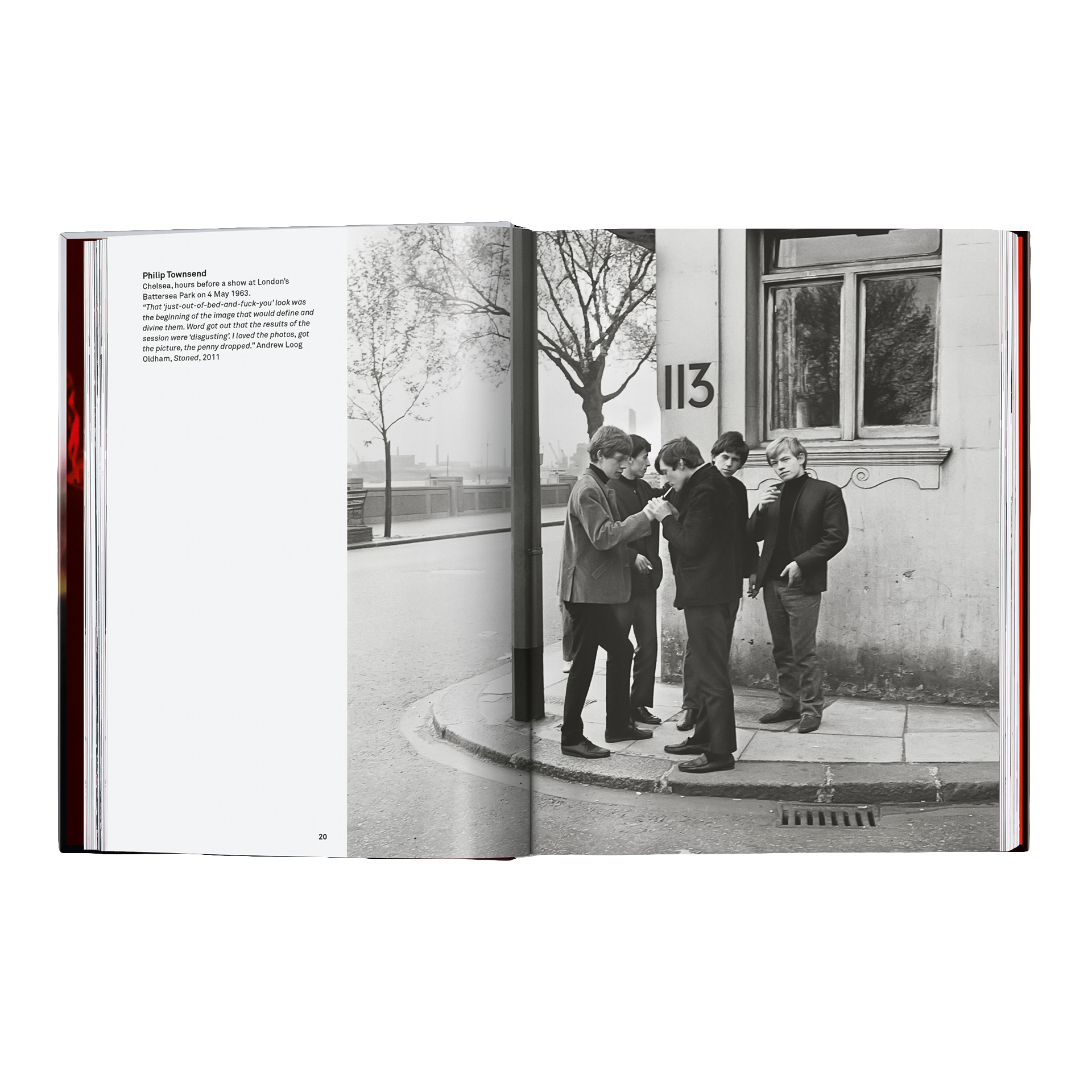 Coffee Table Book The Rolling Stones, Männerbekleidung, Gruppe von Männern, Straßenszene, Schwarzweiß, urbanes Foto