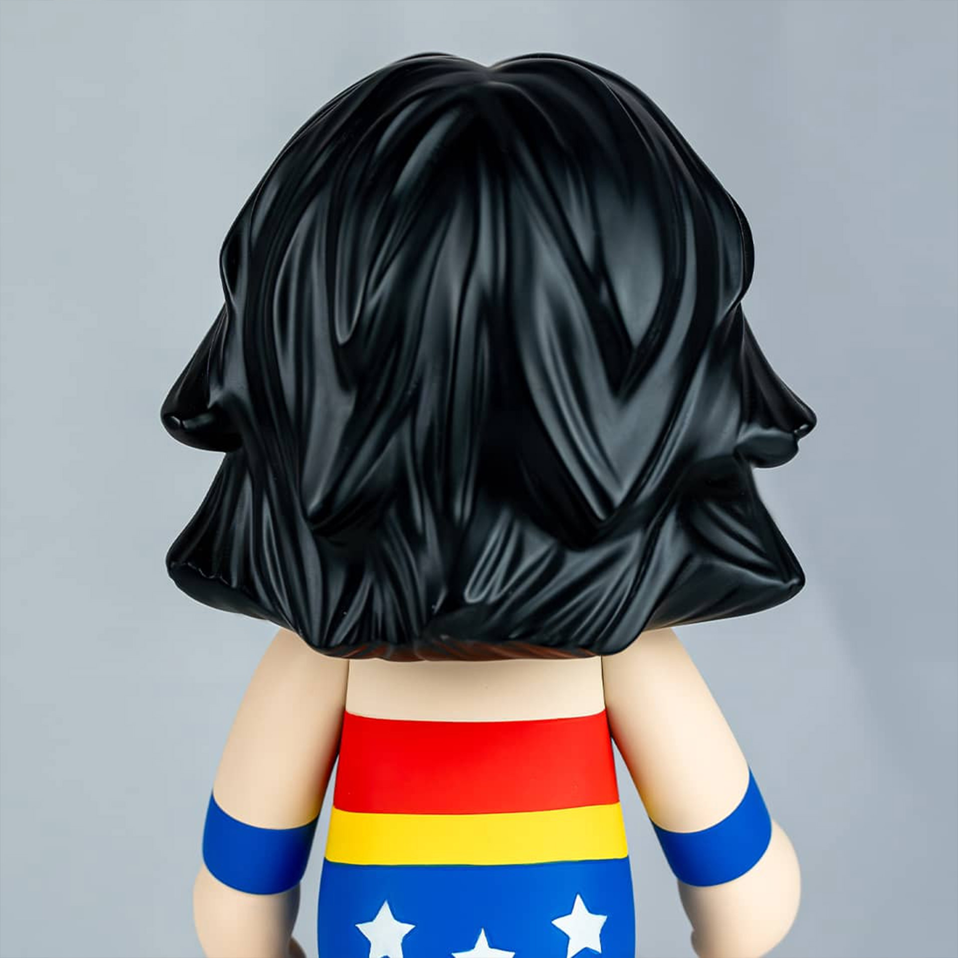 Wonder Woman 25 cm, Figur, Superheld, Kunststoff, Schwarzhaar, USA-Farben