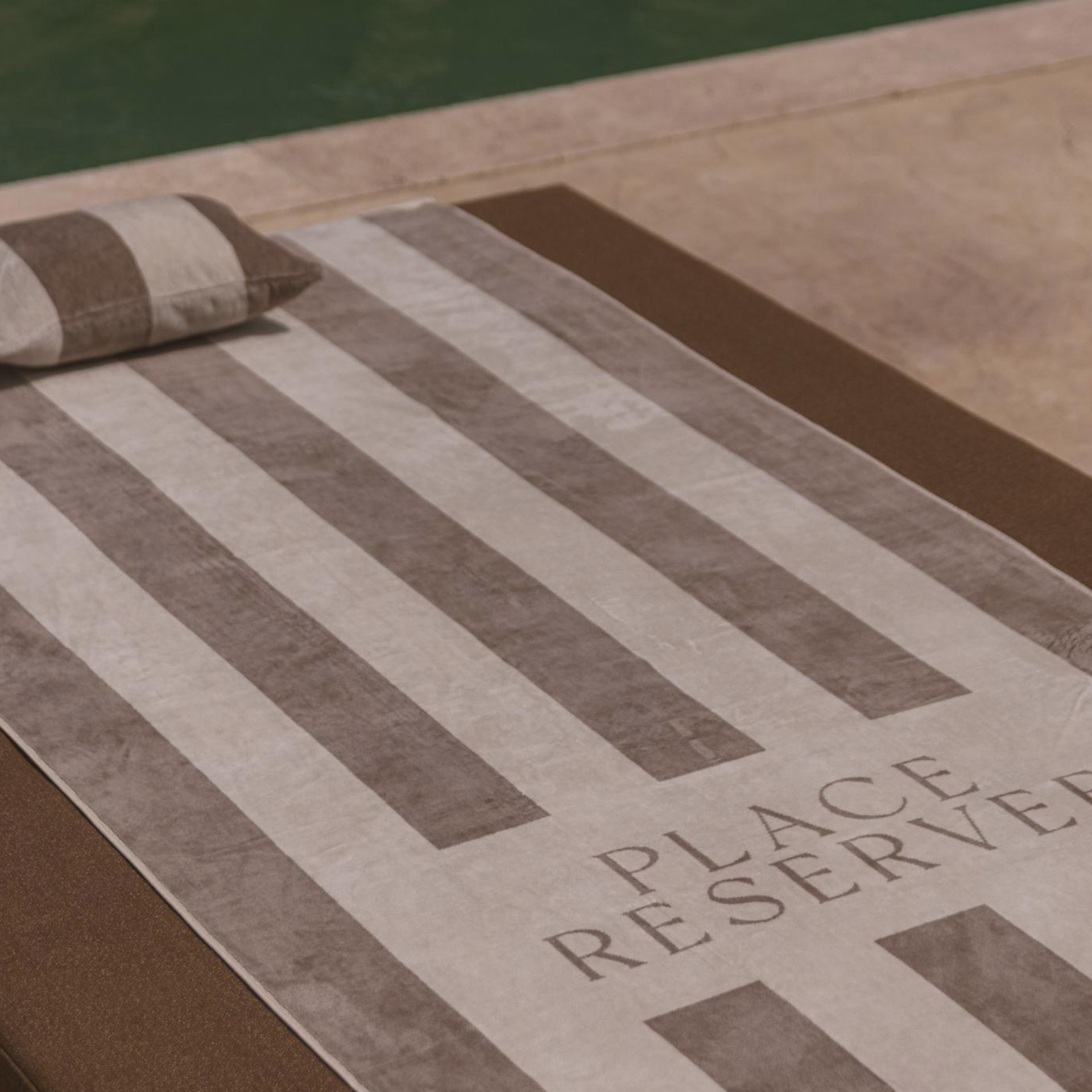 Place Reservee Strandhandtuch CLASSIC Sand