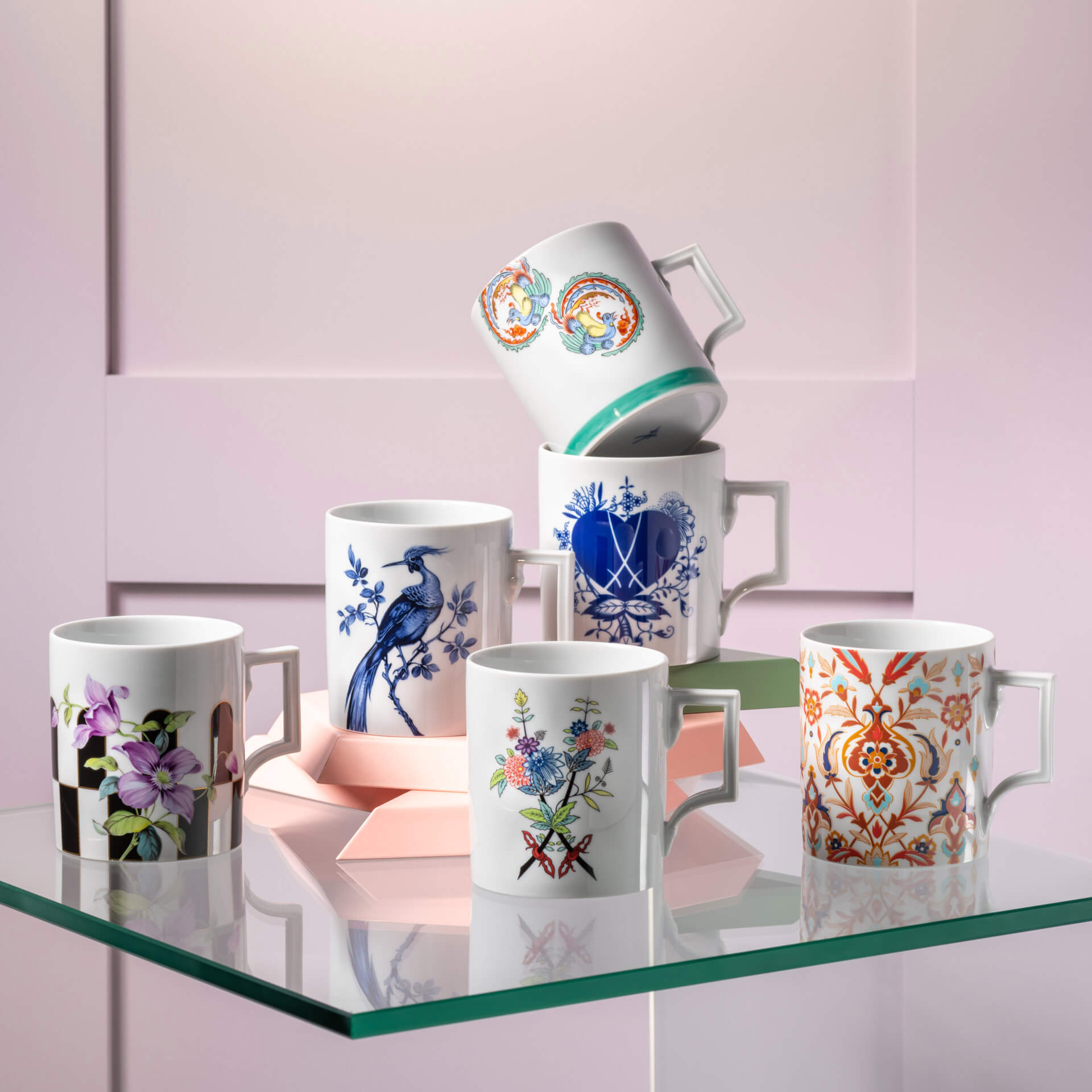 Meissen Henkelbecher Blue Passion