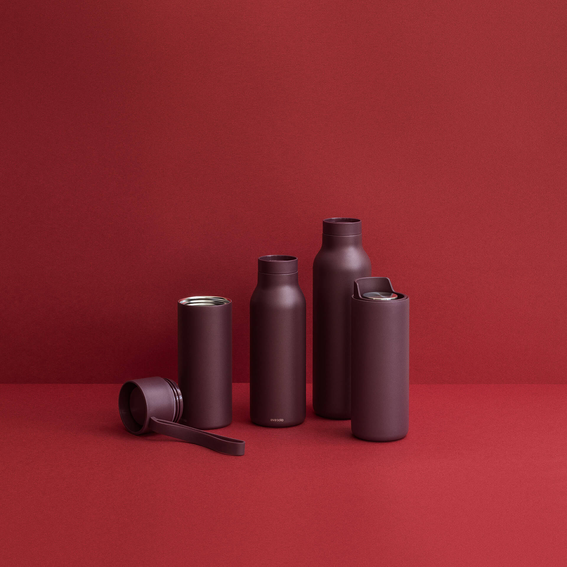 Urban Thermo Flask Fig Purple 0,70 l, Flasche, Wasserflasche, Trinkflasche, Matte, Aubergine