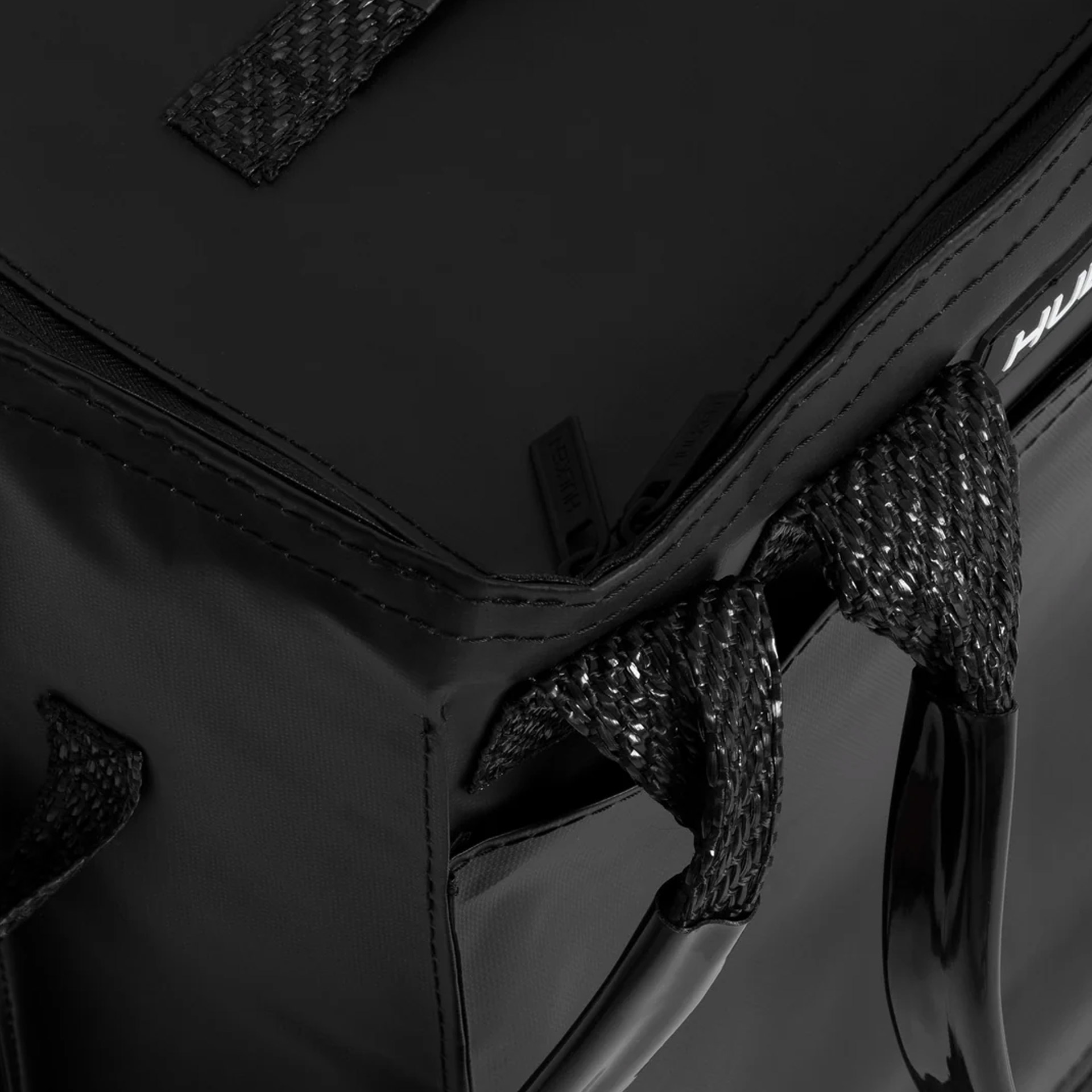 Hulken Carry-On Bag Travel Medium Schwarz