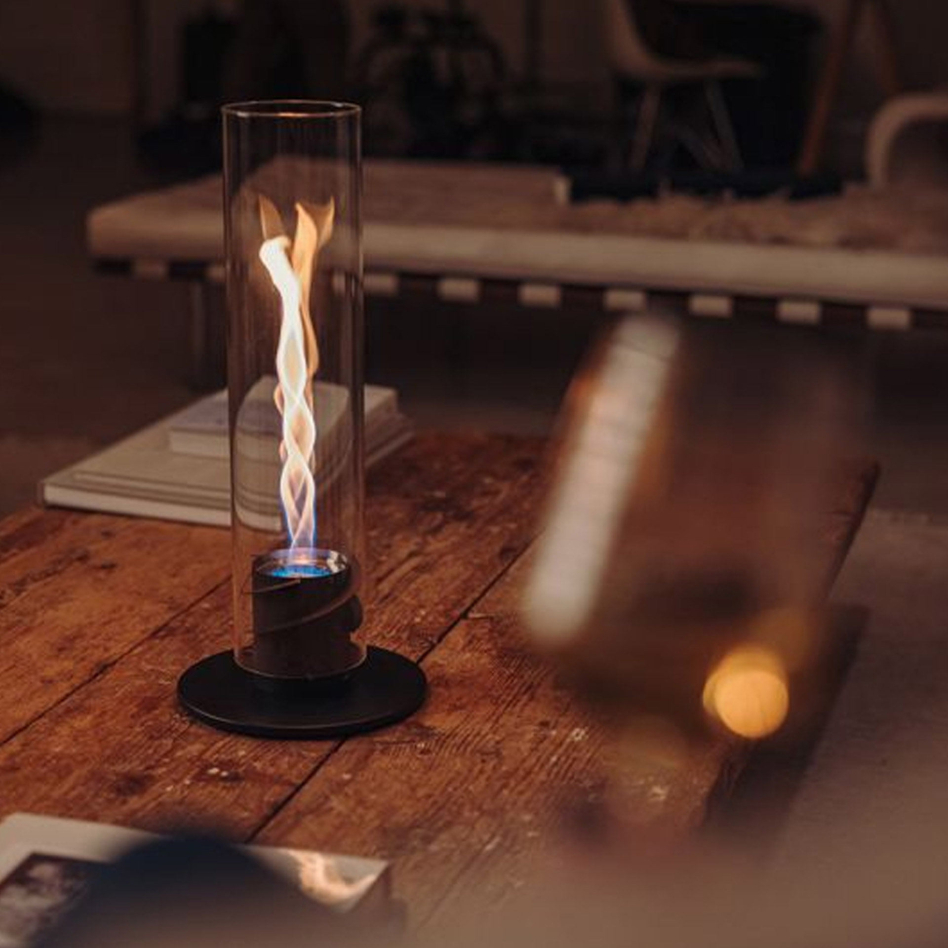 Tabletop Fireplace 1200 Silver, Vase, Tischdeko, Flammenkamin, Gehäuse Glas, Lampe Tischkamin