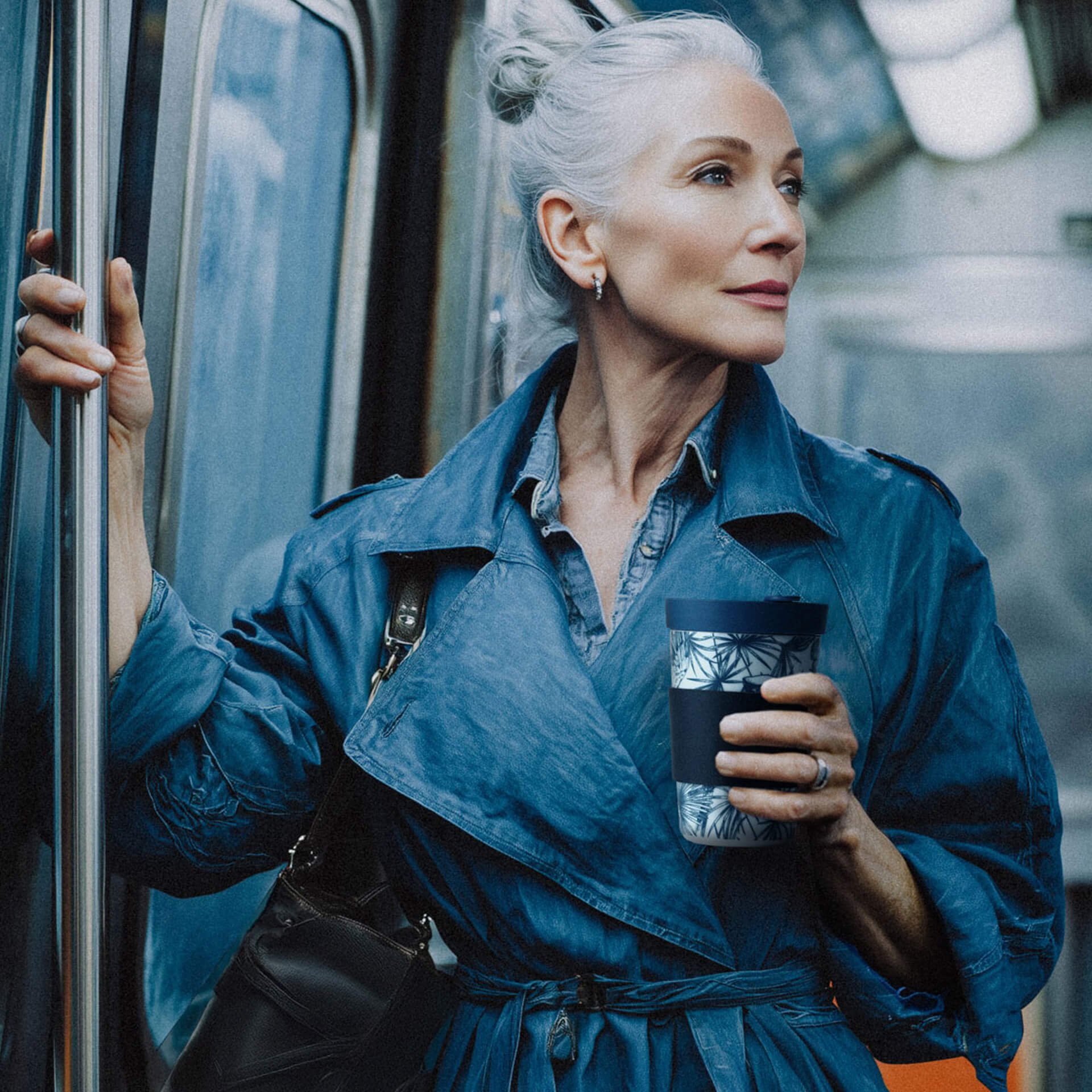 SIEGER by FÜRSTENBERG Coffee To-Go Becher Paraíso Blue 0,40 l MY COMPANION,, Mantel, Trenchcoat, Blau, Coffee-to-go-Becher, Frau