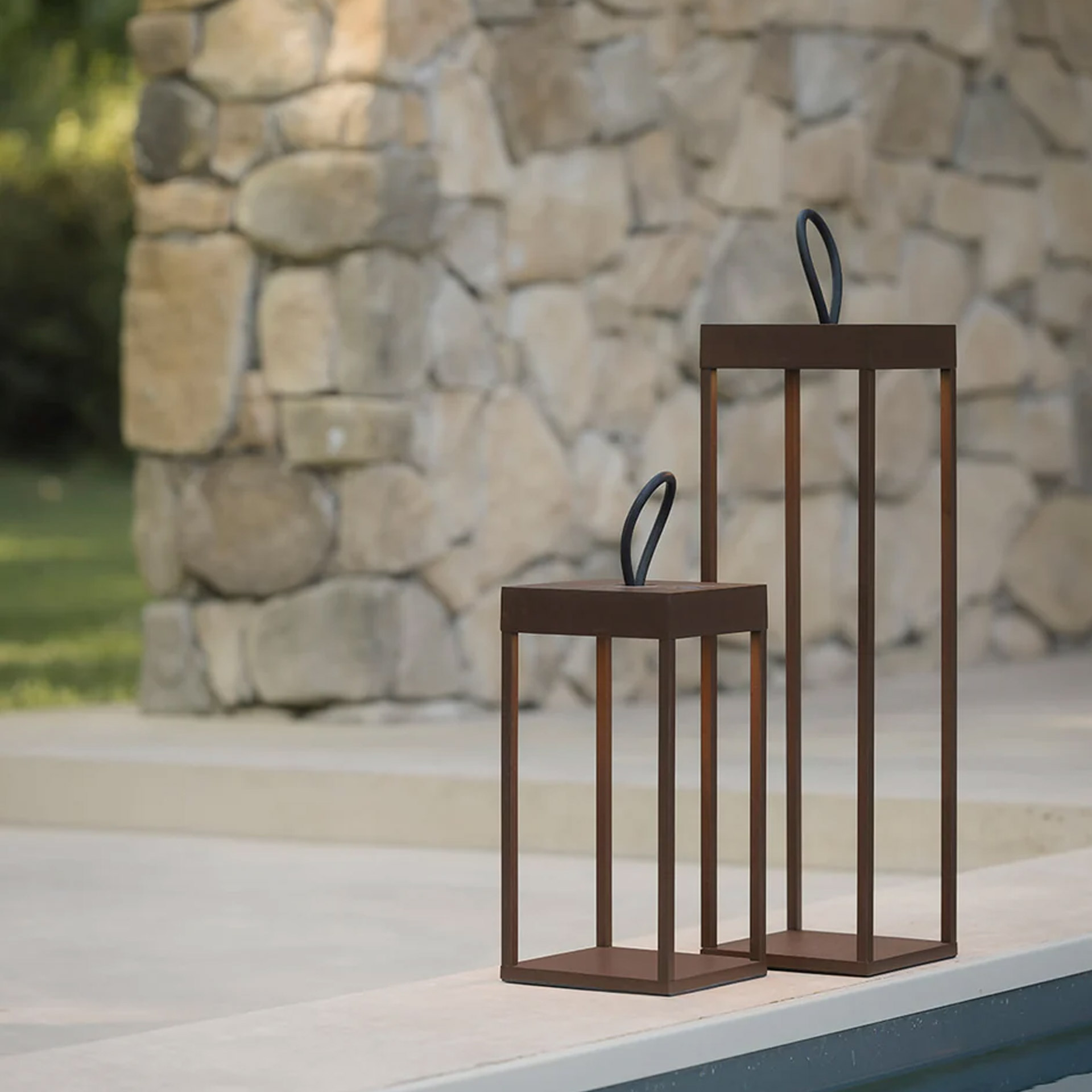 Qoozii LED Akku Laterne Bali Corten 50 cm