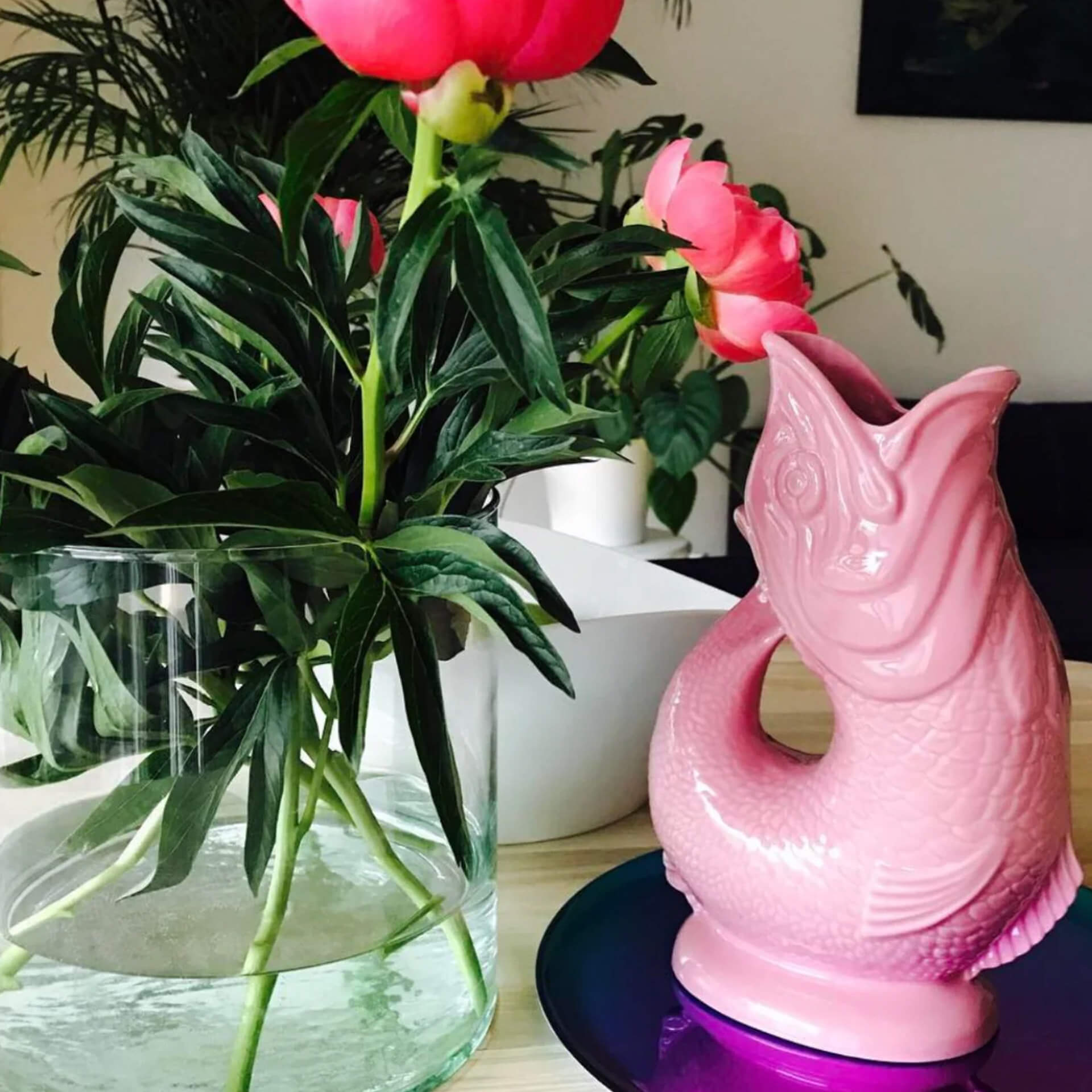 Jug pink XL 1.20 l, pink ceramic figurine, dragon statue, pink color, fish-like sculpture, home decor